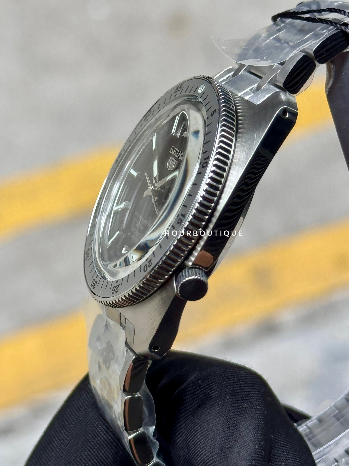 Brand New Seiko 5 Heritage Re-Issue Black Dial Automatic Watch SRPL93K1
