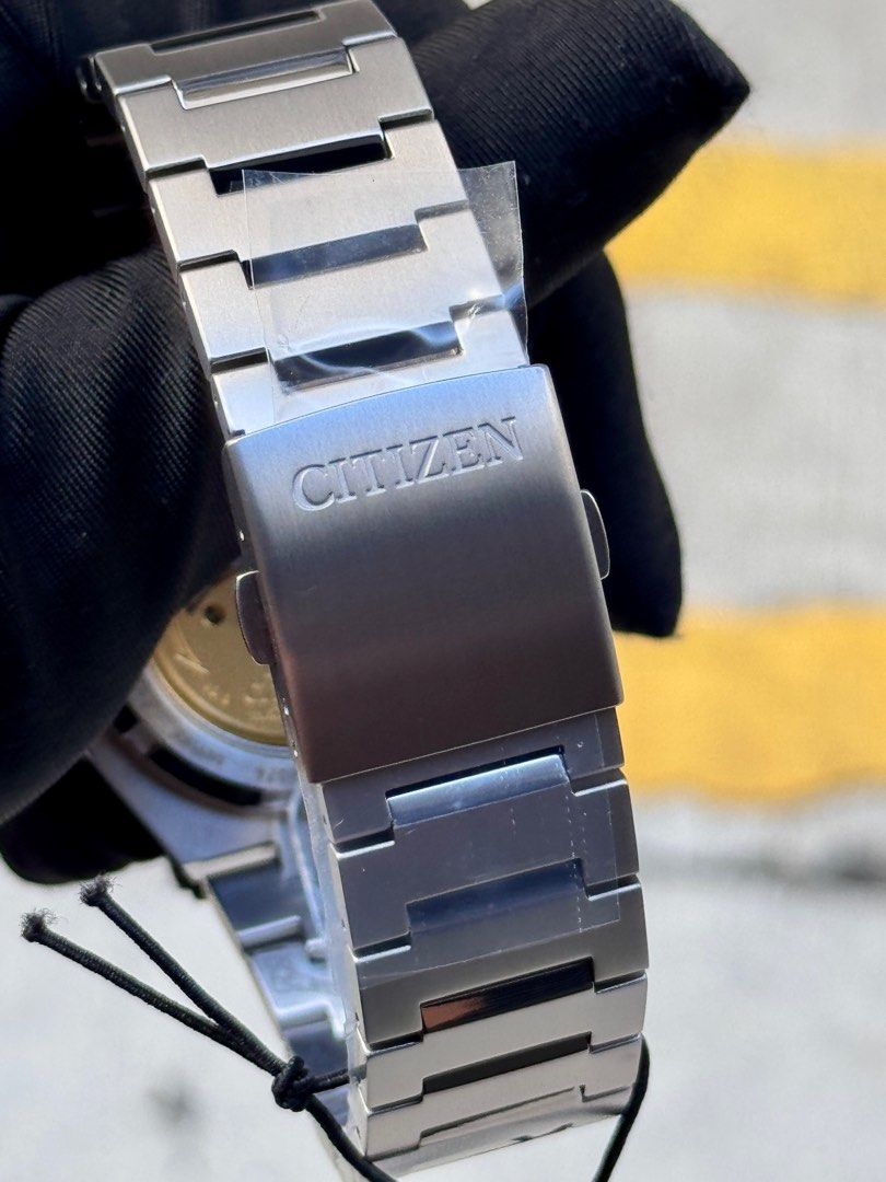 Brand New Citizen ZenShin Automatic Titanium Case Watch NJ0180-80L
