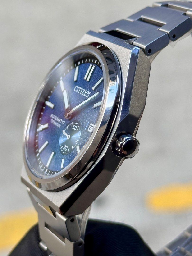 Brand New Citizen ZenShin Automatic Titanium Case Watch NJ0180-80L