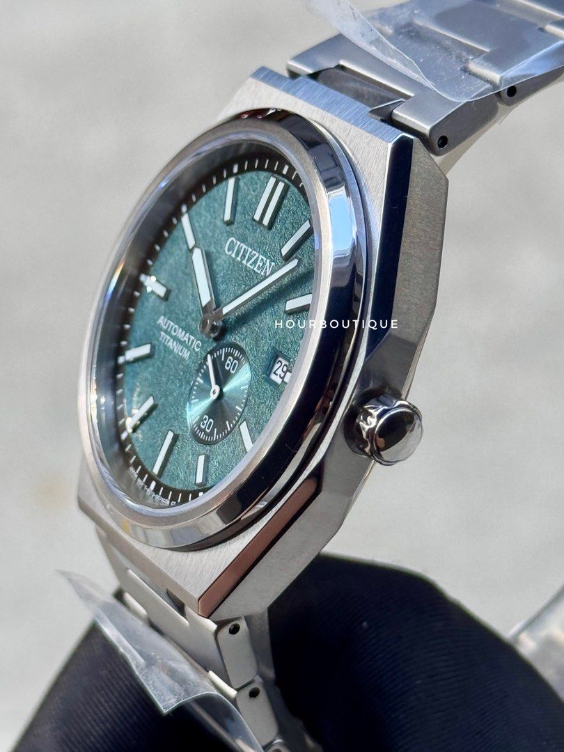 Brand New Citizen ZenShin Green Dial Automatic Titanium Watch NJ0180-80X
