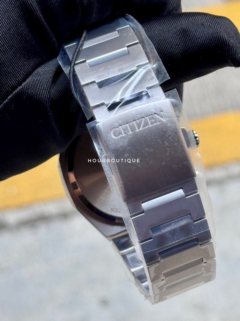 Brand New Citizen ZenShin Panda Eco-Drive Chronograph Super Titanium Watch CA4610-85A