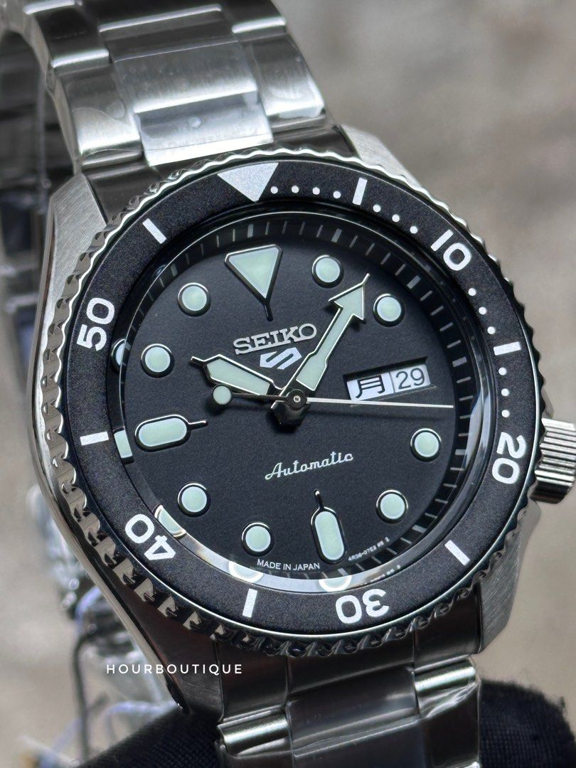 Brand New Japan Edition Seiko 5 Black Classic Dial Mens Automatic Casual Watch SBSA005 SRPD55K1
