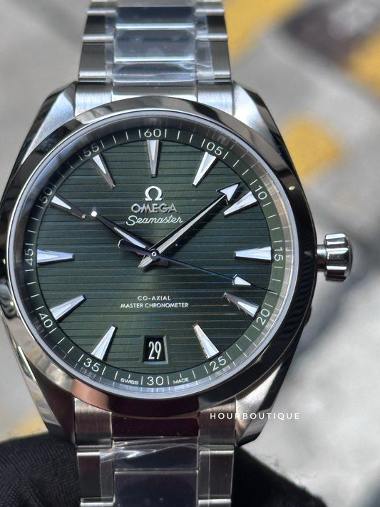 Brand New Omega SeaMaster Aqua Terra Green Dial Mens Automatic Watch 220.10.41.21.10.001
