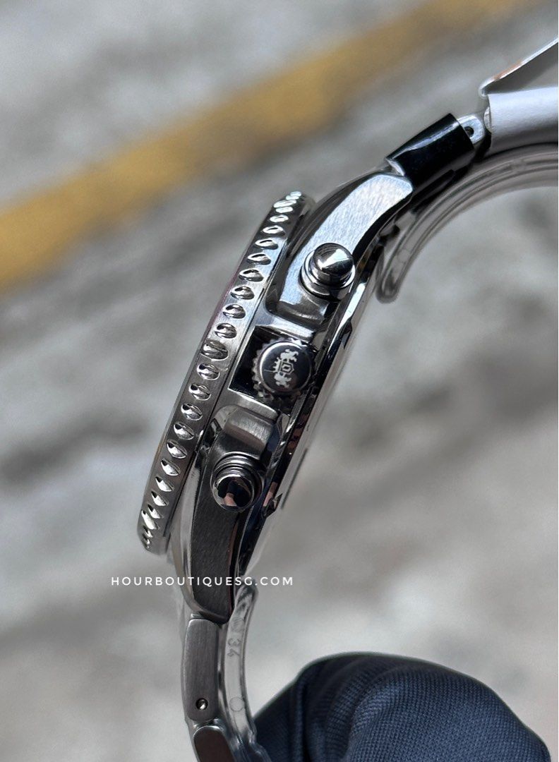 Brand New Orient Kamasu Solar Powered Sapphire Crystal Black Dial Divers Watch RA-TX0202B