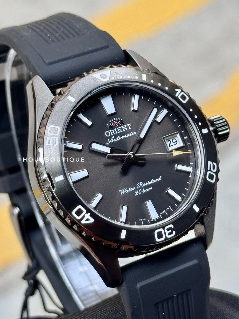 Brand New Orient Mako 40 PVD Black Case Automatic Diver Watch RA-AC0M10N