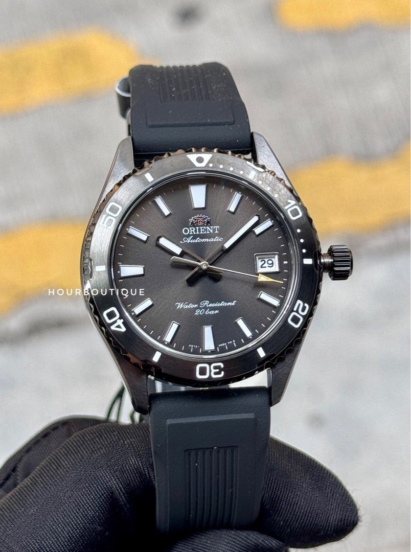 Brand New Orient Mako 40 PVD Black Case Automatic Diver Watch RA-AC0M10N