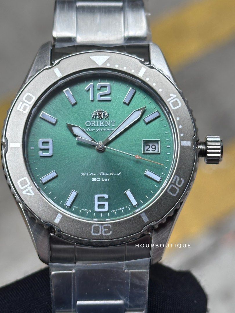 Brand New Orient Mako Sapphire Jade Green Dial Solar Powered Divers Watch RA-WJ0001E