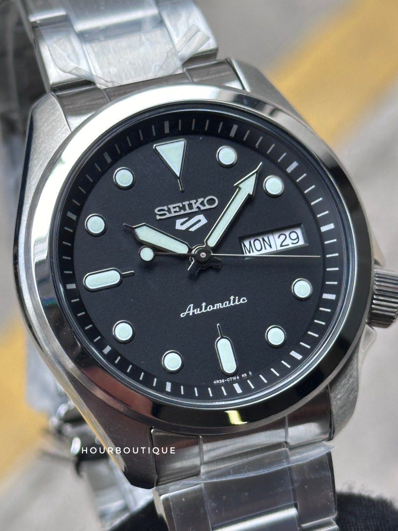 Brand New Seiko 5 Black Dial Automatic Watch SRPE55K1