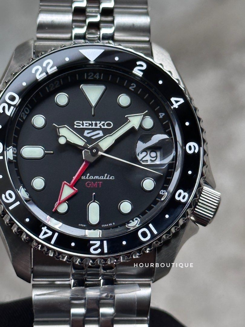 Brand New Seiko 5 Black Dial GMT Men’s Automatic Watch SSK001K1