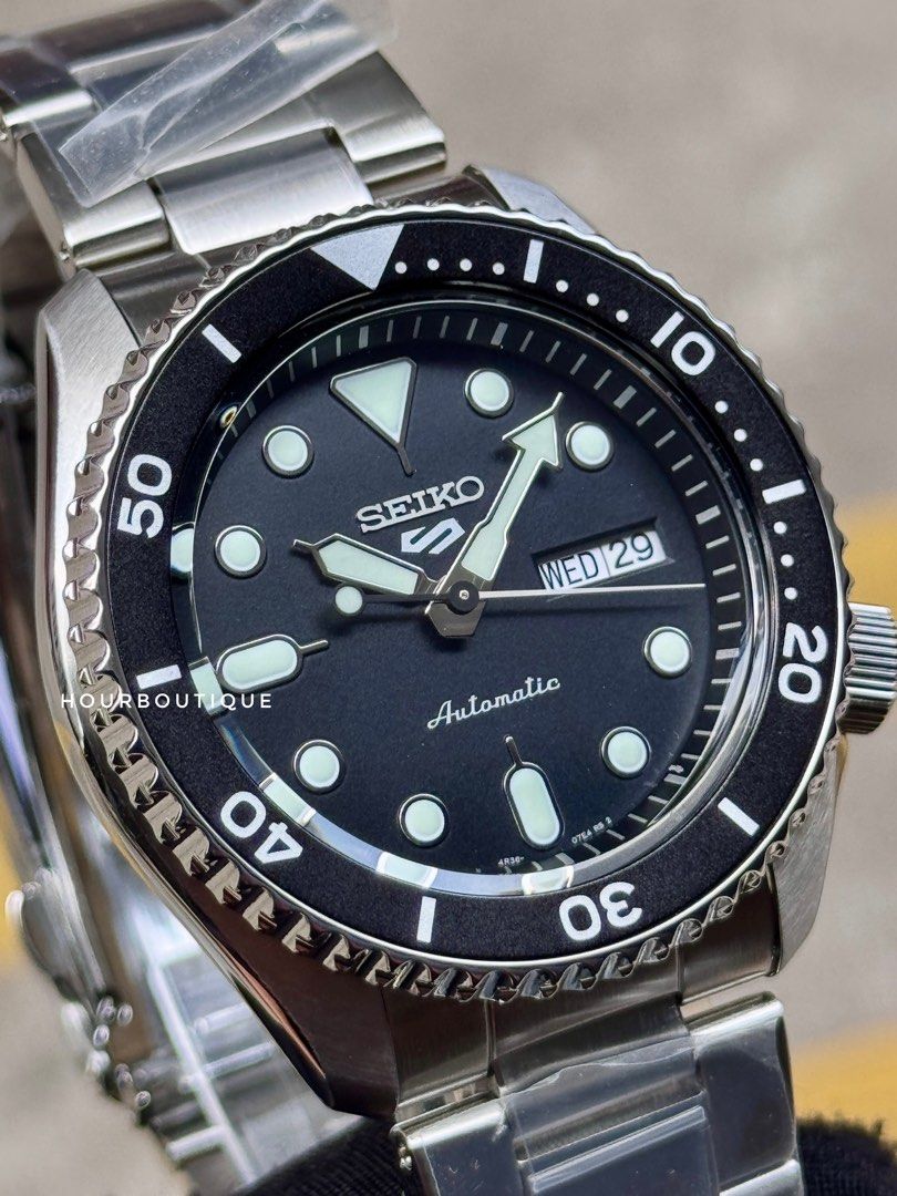 Brand New Seiko 5 Classic Black Dial Automatic Watch SRPD55K1