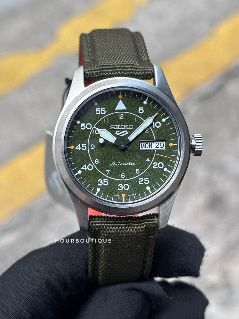 Brand New Seiko 5 Field Watch Green Dial Automatic Watch SRPH29K1