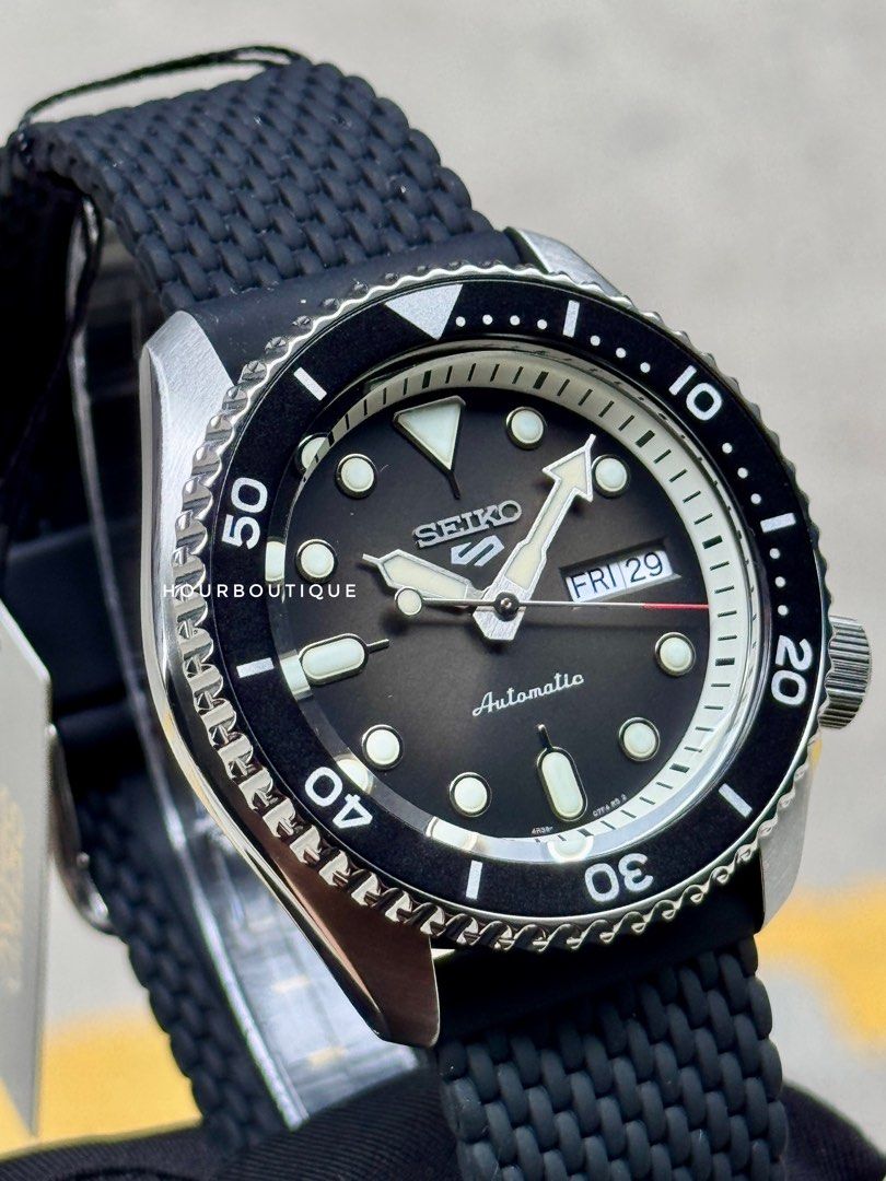 Brand New Seiko 5 Grey Dial Automatic Watch SRPD73K2