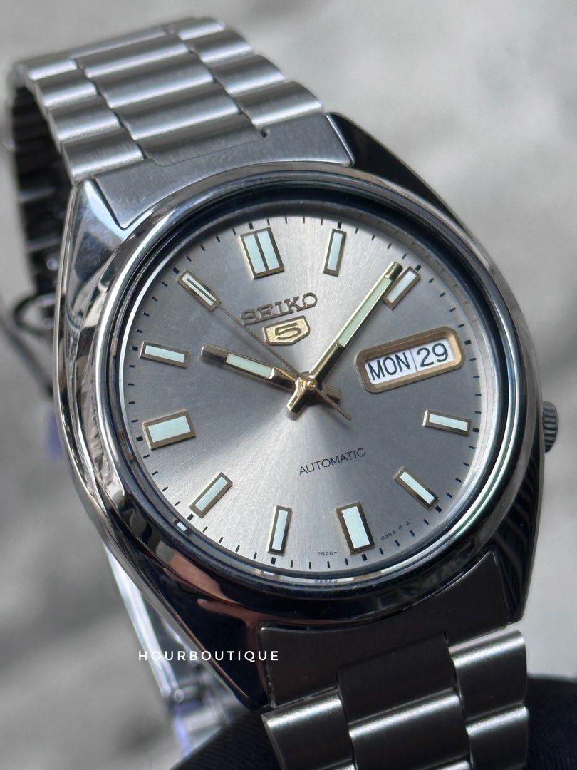 Brand New Seiko 5 Light Grey Dial Gold Index 37mm Automatic Watch SNXS75K1