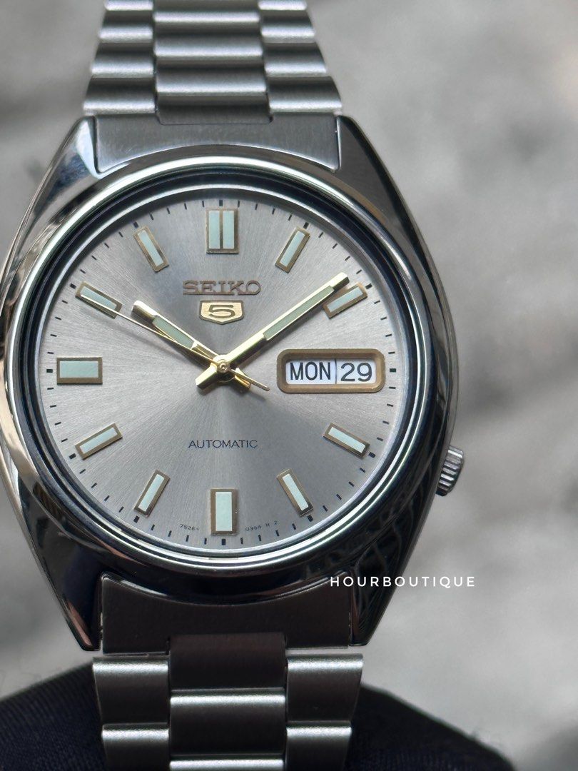 Brand New Seiko 5 Light Grey Dial Gold Index 37mm Automatic Watch SNXS75K1