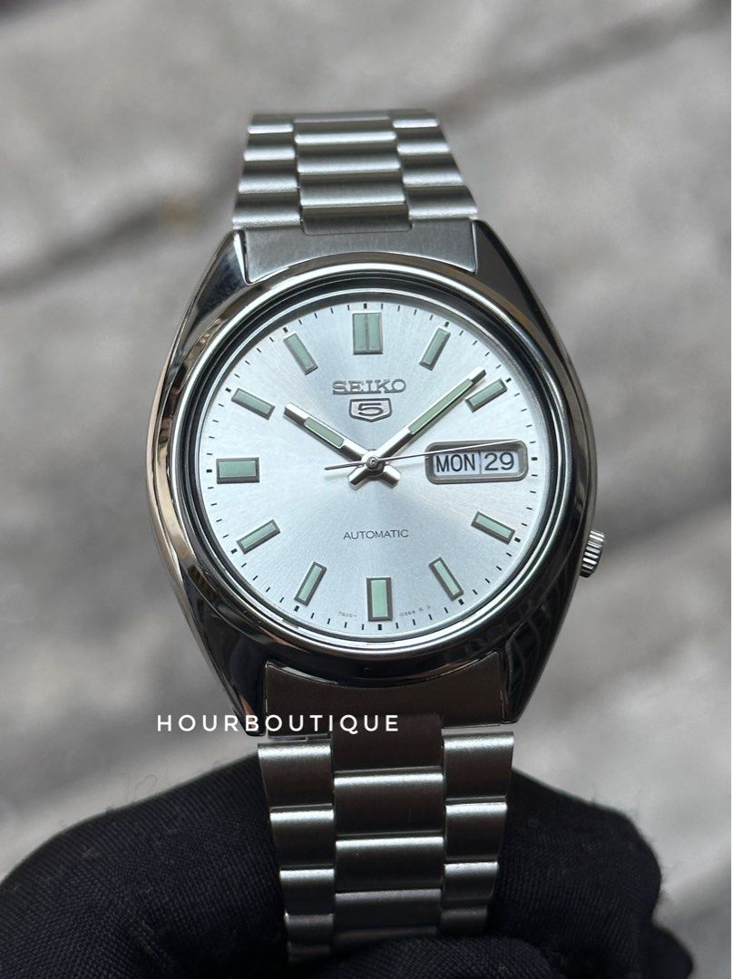 Brand New Seiko 5 Silver Dial 37mm Automatic Watch SNXS73K1