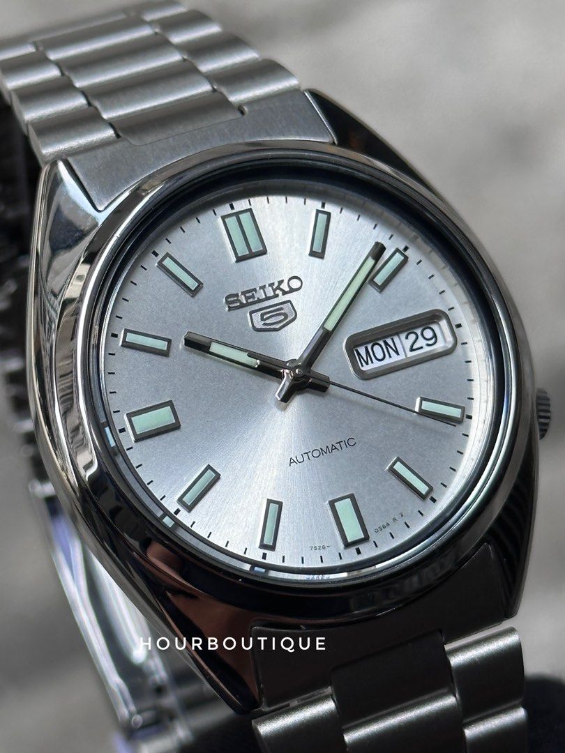Brand New Seiko 5 Silver Dial 37mm Automatic Watch SNXS73K1