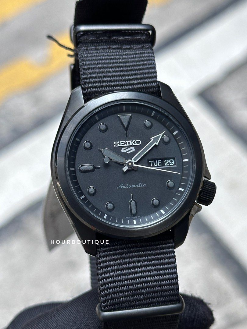 Brand New Seiko 5 Stealth Black Nato Strap , Mens Automatic Watch SRPE69K1