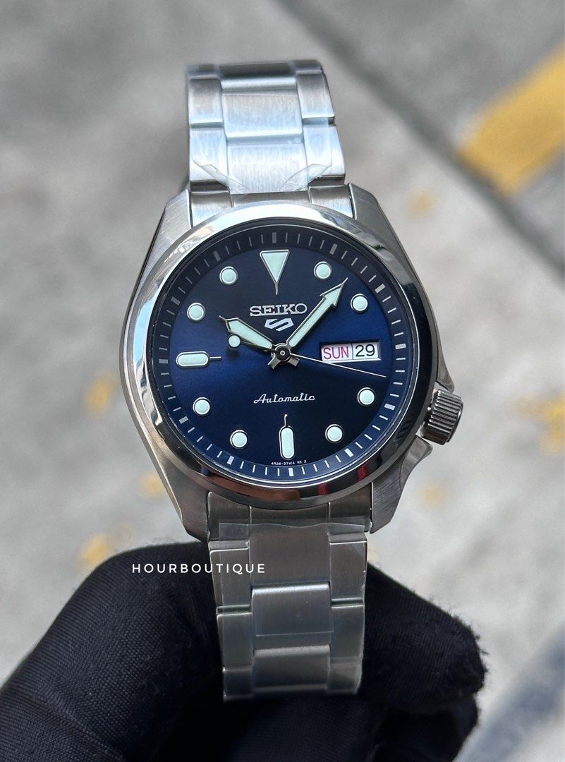 Brand New Seiko 5 SunBurst Blue Dial Mens Automatic Watch SRPE53K1