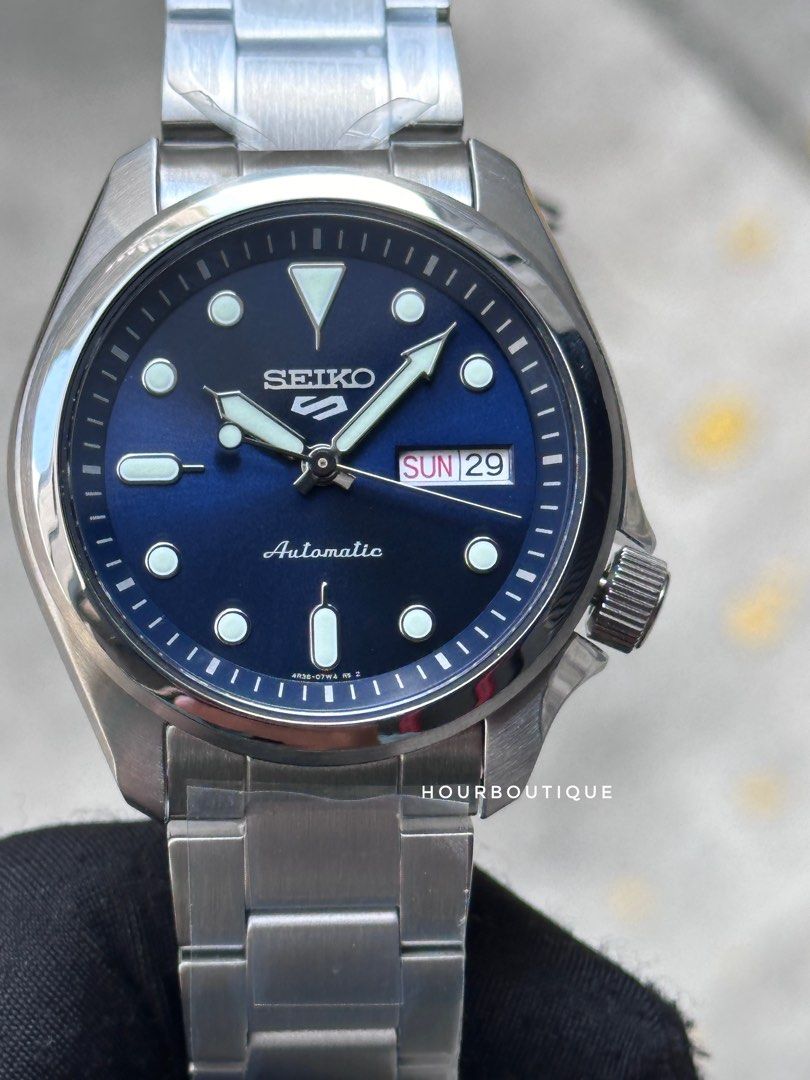 Brand New Seiko 5 SunBurst Blue Dial Mens Automatic Watch SRPE53K1