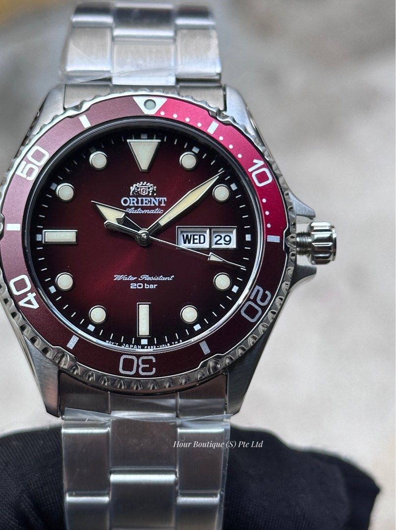 Orient Kamasu Red Dial Sapphire Crystal, Automatic Divers Watch RA-AA0814R