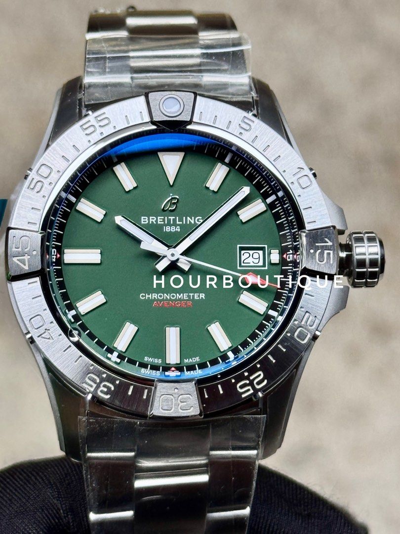 Brand New Breitling Avenger 42 Green Dial Swiss Made Automatic Watch A17328