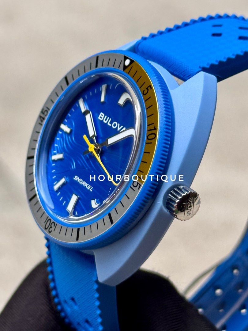 Brand New Bulova Snorkel Blue Tang Fish Quartz Watch 98B445