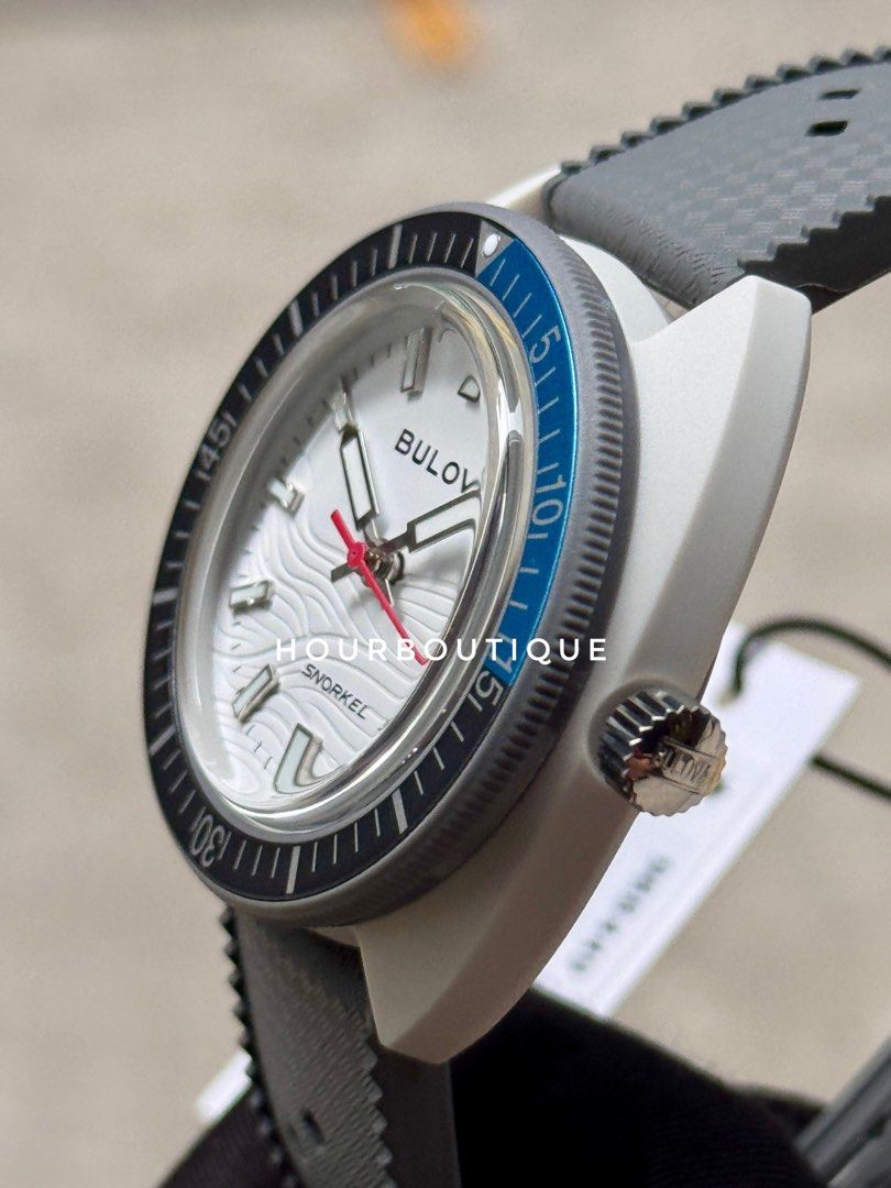 Brand New Bulova Snorkel Great White Shark Quartz Watch 98B449