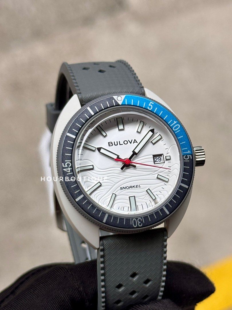 Brand New Bulova Snorkel Great White Shark Quartz Watch 98B449