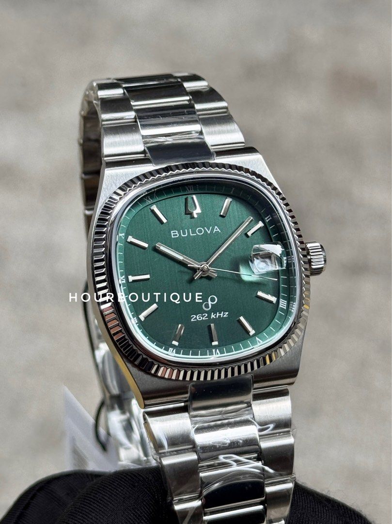 Brand New Bulova Super Seville Green Dial Precisionist Sweeping Hands Quartz Watch 96B439