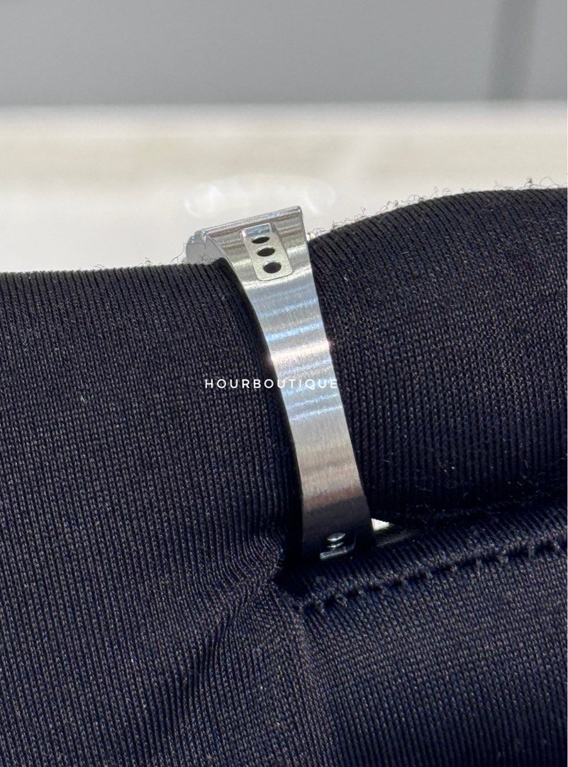 Brand New Casio Ring Watch CRW-001-1DR