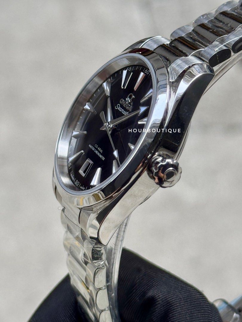 Brand New Omega AquaTerra 38mm Black Lacquered Dial Automatic Watch 220.10.38.20.01.004