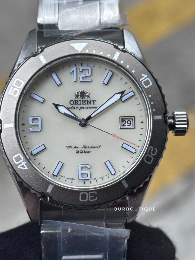 Brand New Orient Mako Sapphire Cream Dial Solar Powered Divers Watch RA-WJ0003S