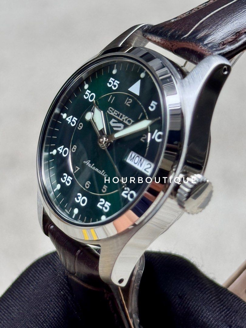Brand New Seiko 5 Sunburst Emerald Green Dial Automatic 36mm Watch SRPJ89K1
