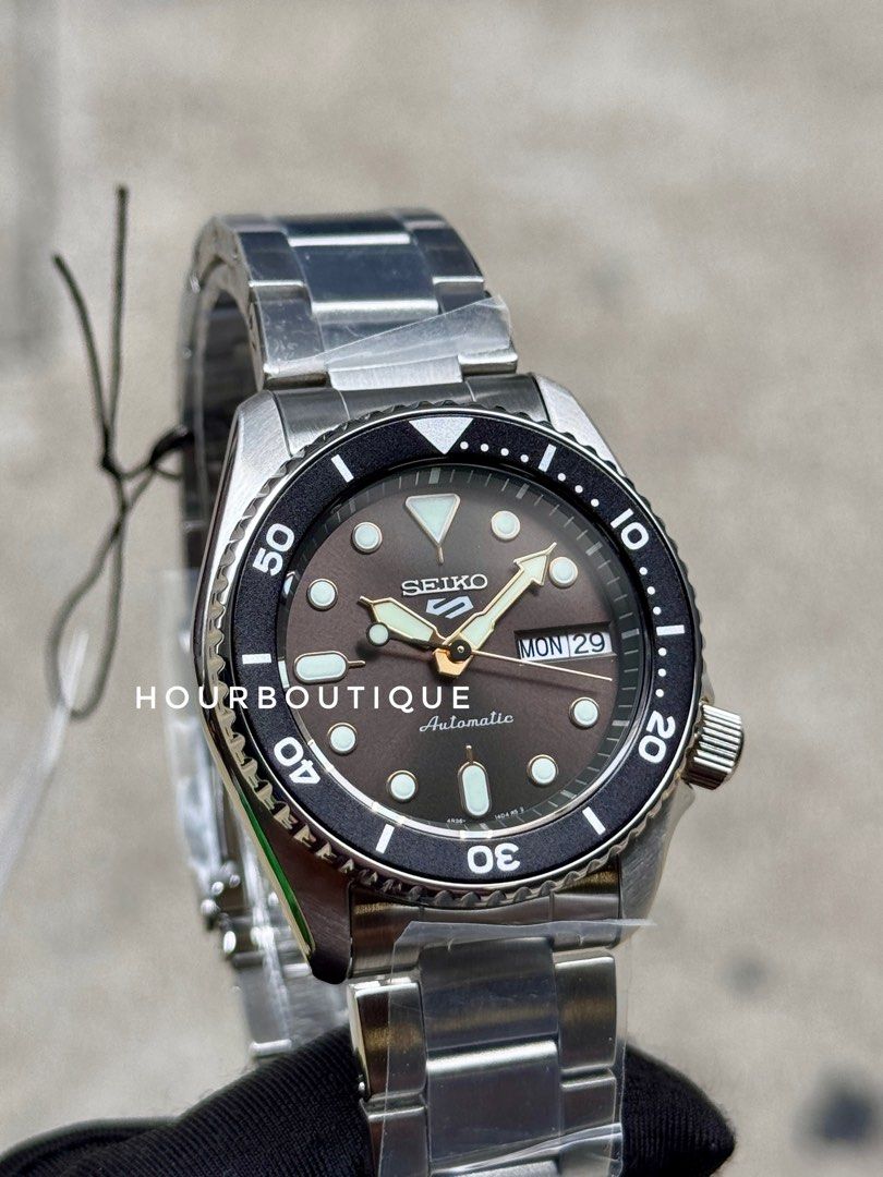 Brand New Seiko 5 38mm Grey Dial Gold Index Automatic Watch SRPL79K1