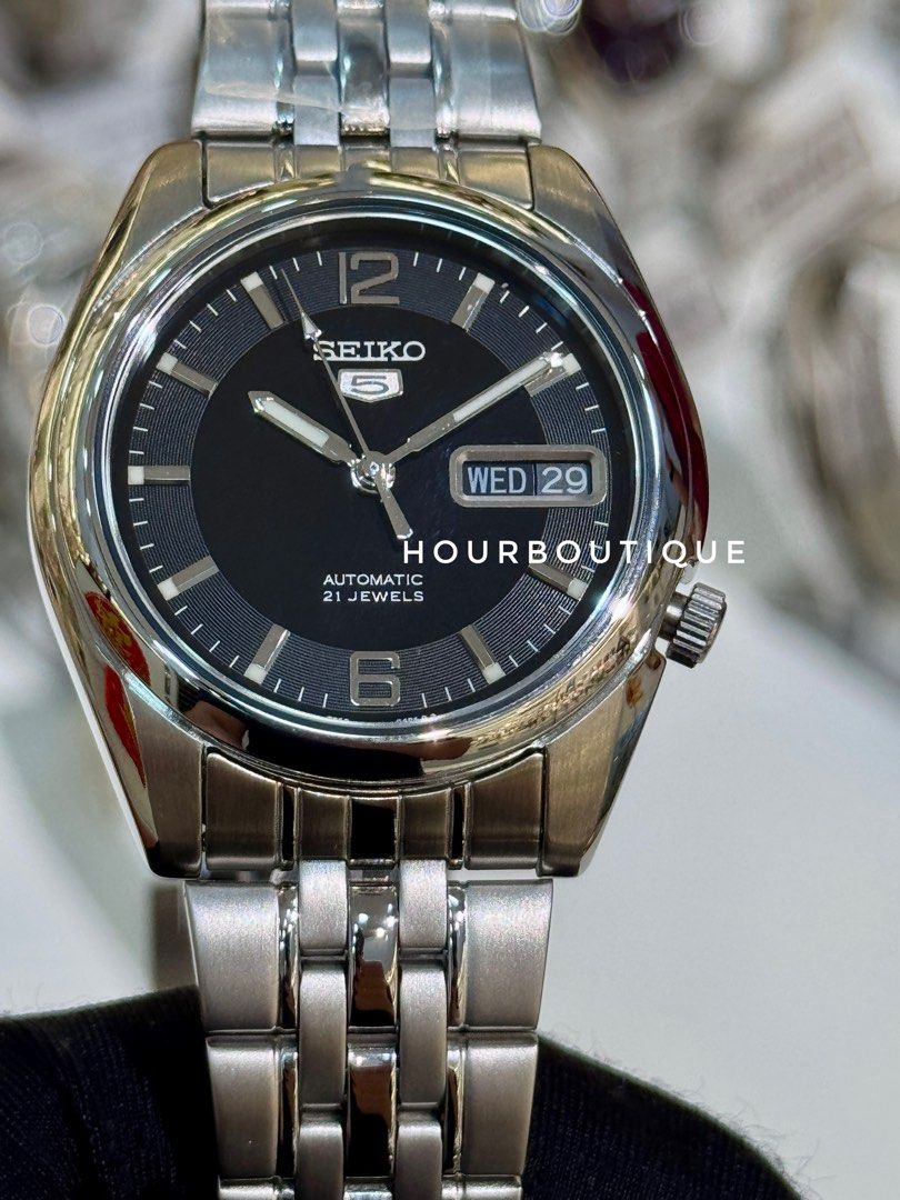 Brand New Seiko 5 Black Dial 37mm Automatic Watch SNK393K1