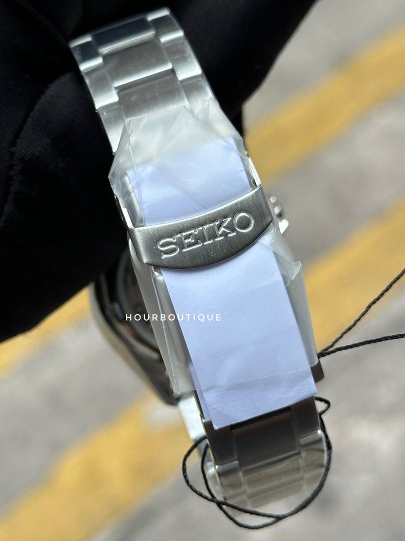 Brand New Seiko 5 Black Dial Automatic Watch SRPE55K1