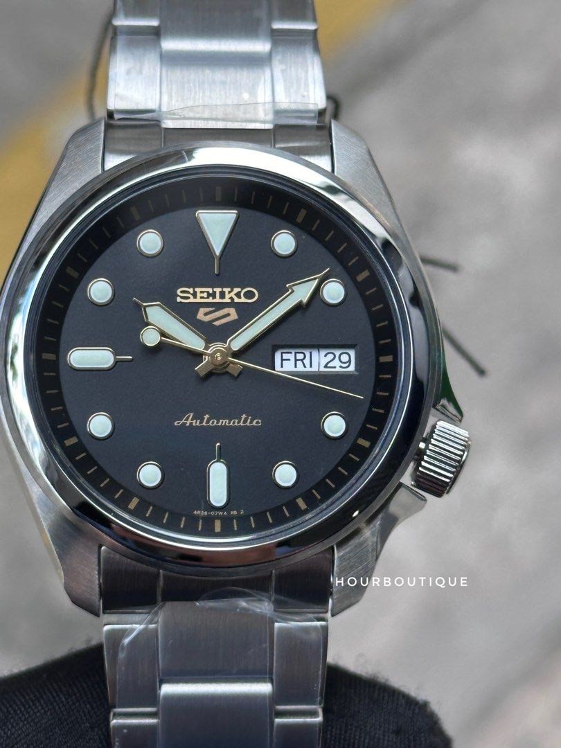 Brand New Seiko 5 Black Dial Gold Index Mens Automatic Watch SRPE57K1