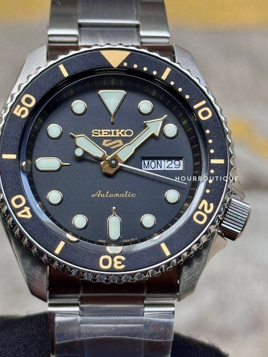 Brand New Seiko 5 Black Dial Gold Index Automatic Watch SRPD57K1