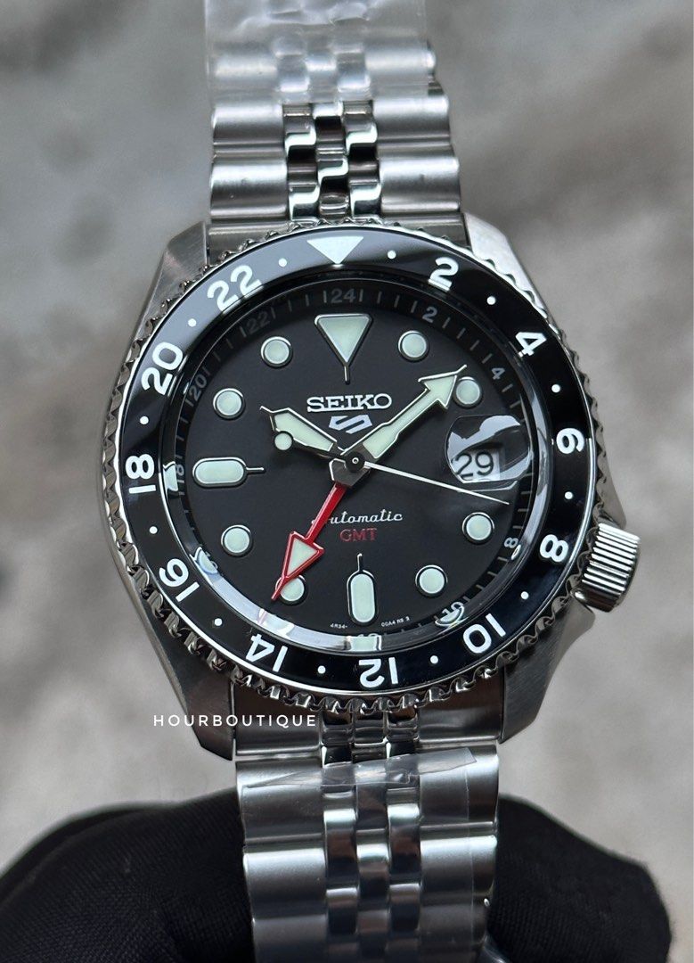 Brand New Seiko 5 Black Dial GMT Men’s Automatic Watch SSK001K1