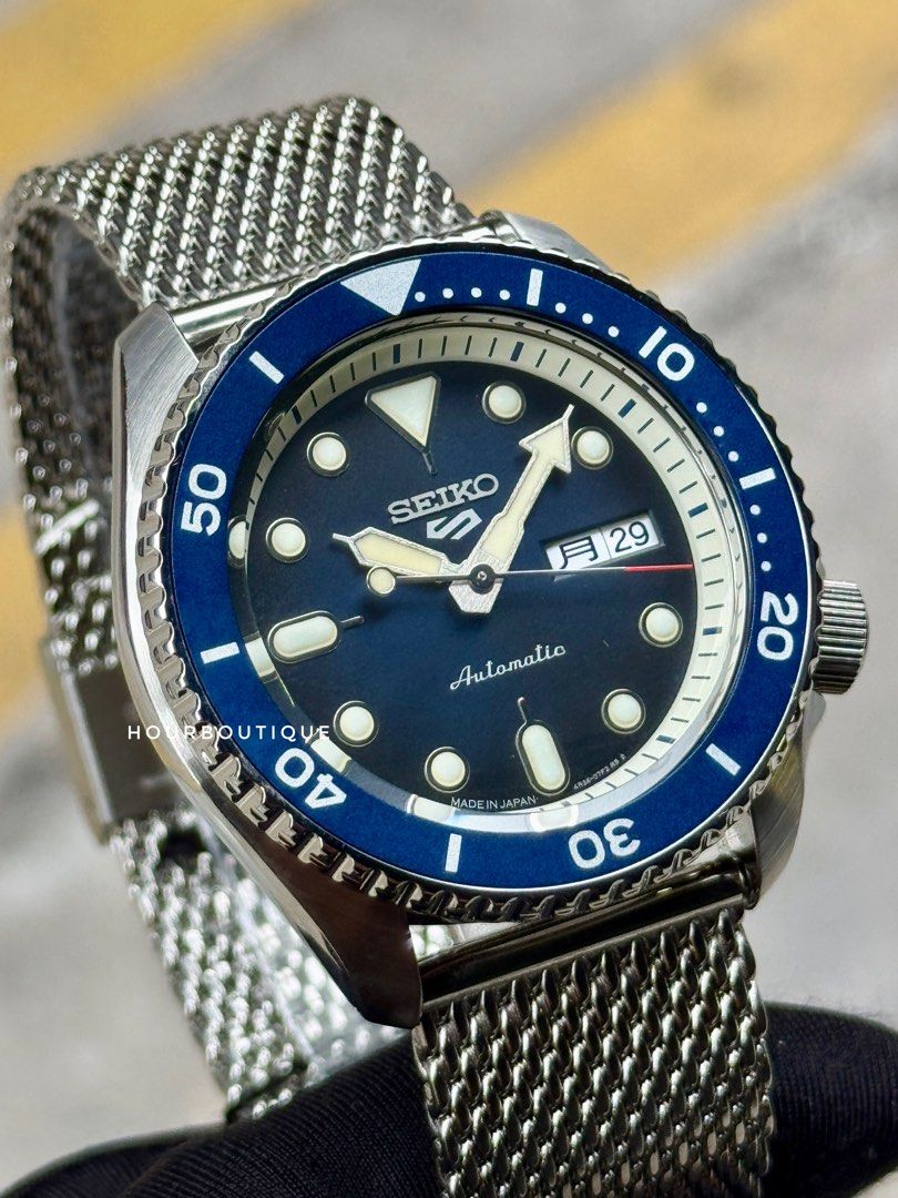 Brand New Seiko 5 Blue Dial Mesh Bracelet Automatic Watch SBSA015 Made In Japan
