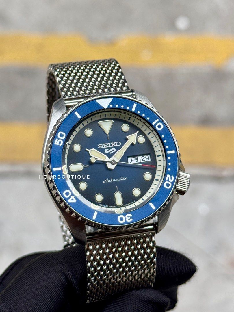 Brand New Seiko 5 Blue Dial Mesh Bracelet Automatic Watch SBSA015 Made In Japan