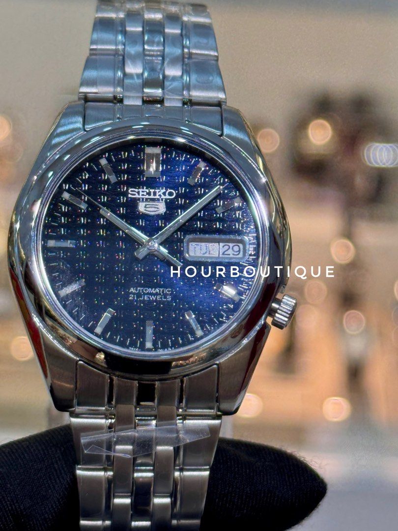 Brand New Seiko 5 Blue Motif Dial 37mm Automatic Watch SNK357K1