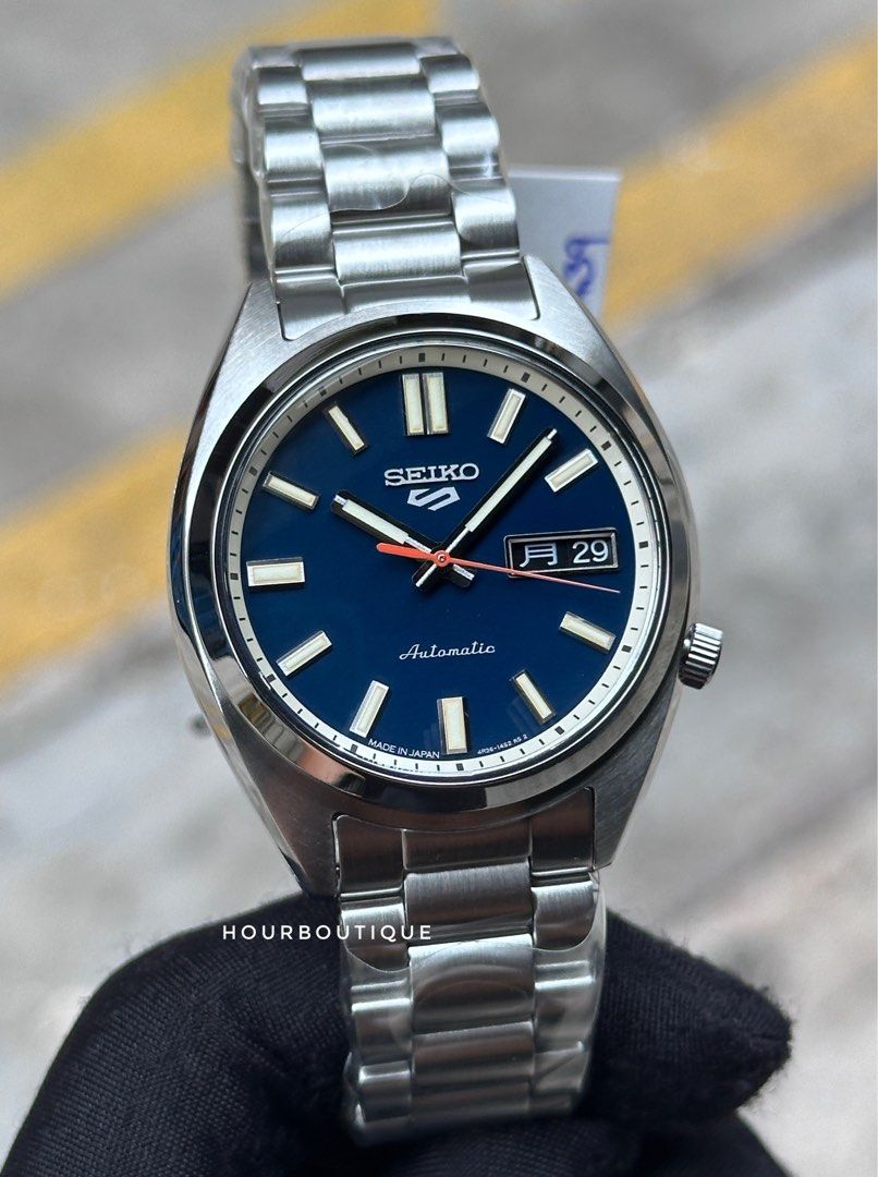 Brand New Seiko 5 Classics Blue Dial Made In Japan Automatic Watch SBSA253 SRPK87K1