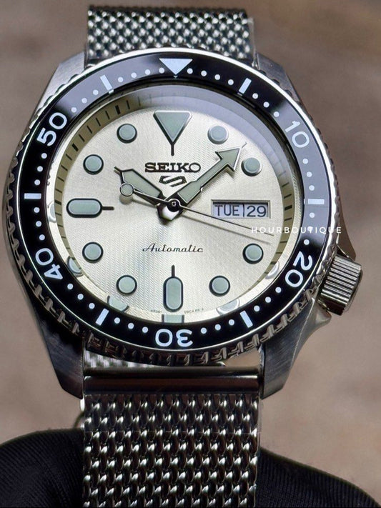 Brand New Seiko 5 Cream Dial Automatic Watch on Mesh Bracelet SRPD67K1