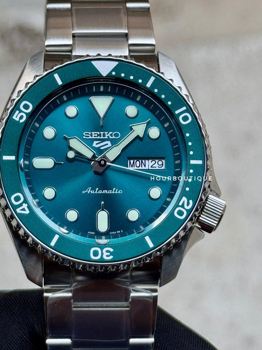 Brand New Seiko 5 Light Green Dial Automatic Watch SRPD61K1