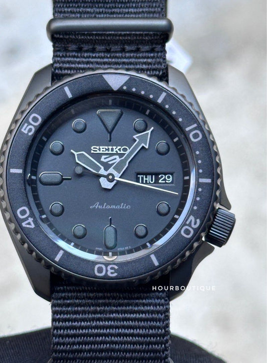 Brand New Seiko 5 Stealth Black Automatic Watch SRPD79K1