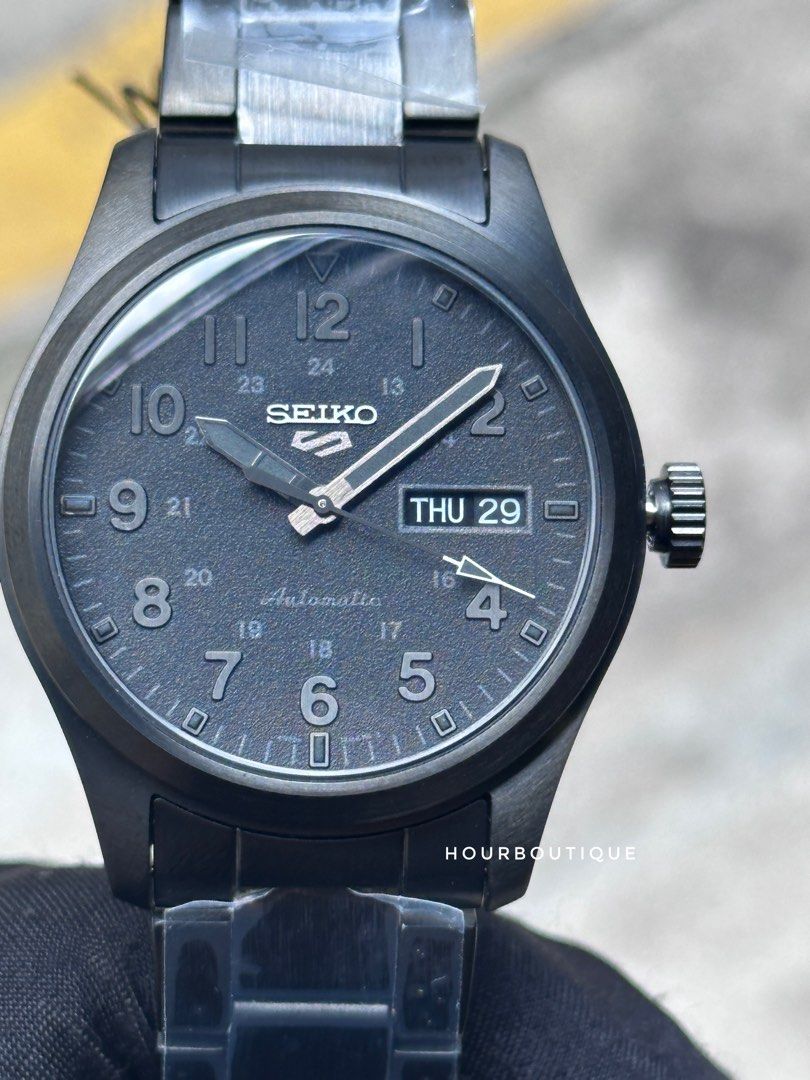 Brand New Seiko 5 Stealth Black metal Bracelet Automatic Watch SRPJ09J1