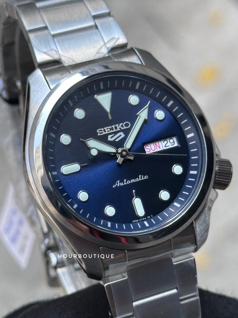Brand New Seiko 5 SunBurst Blue Dial Mens Automatic Watch SRPE53K1
