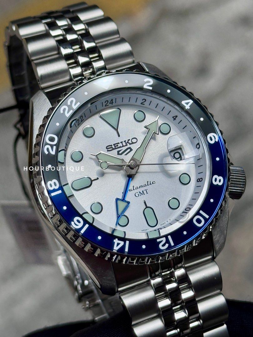 Brand New Seiko 5 White Batman GMT Automatic Watch SSK033K1