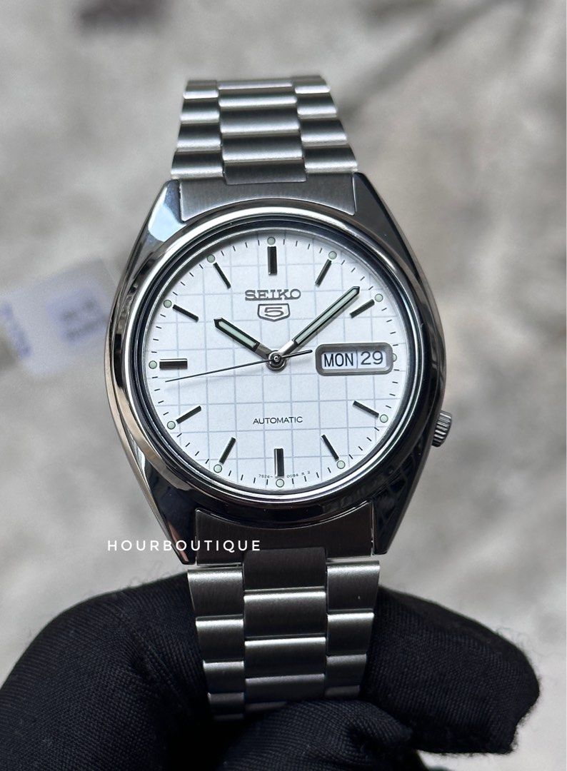 Seiko 5 outlet checkered dial